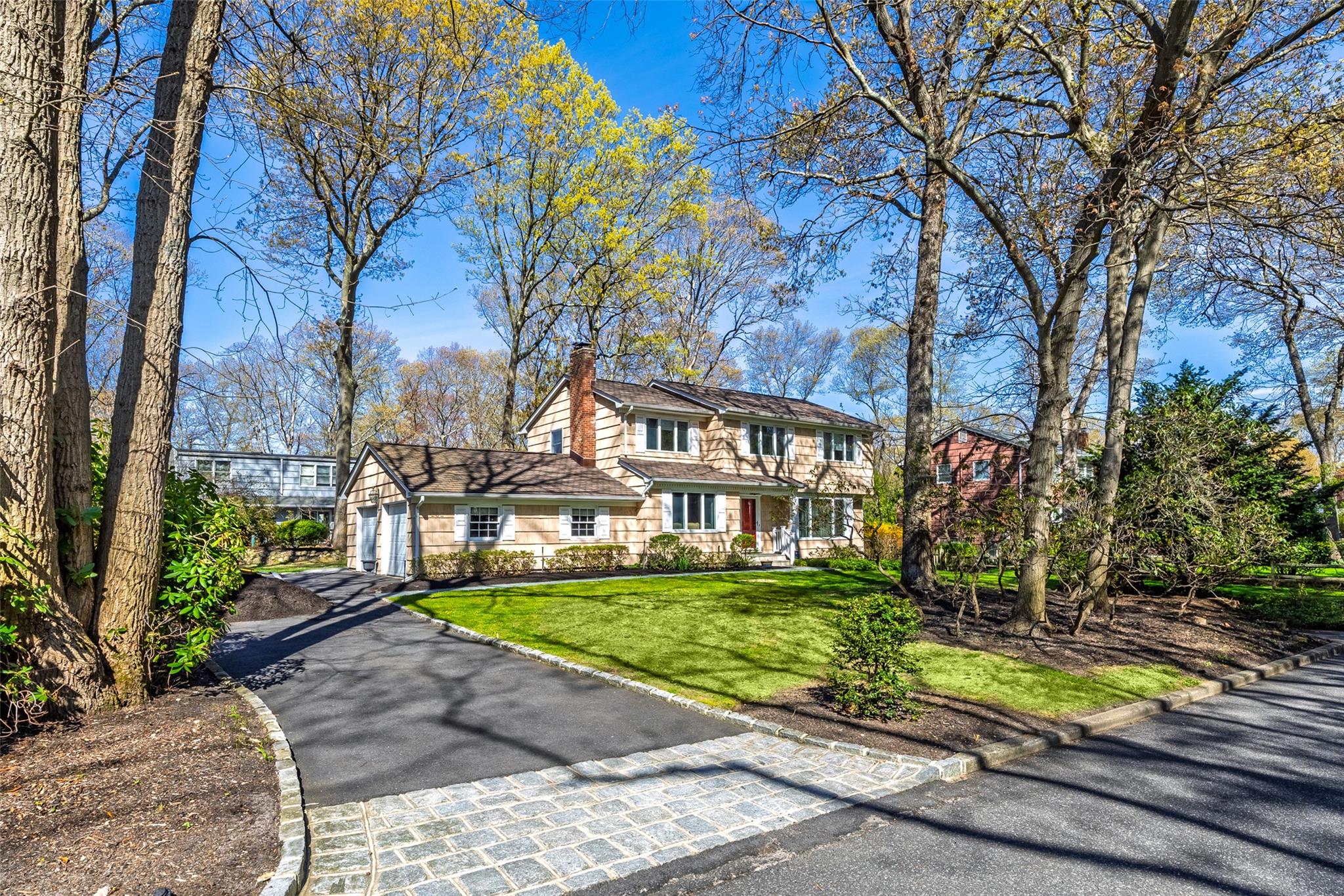 202 Lincoln Avenue, Port Jefferson, NY 11777