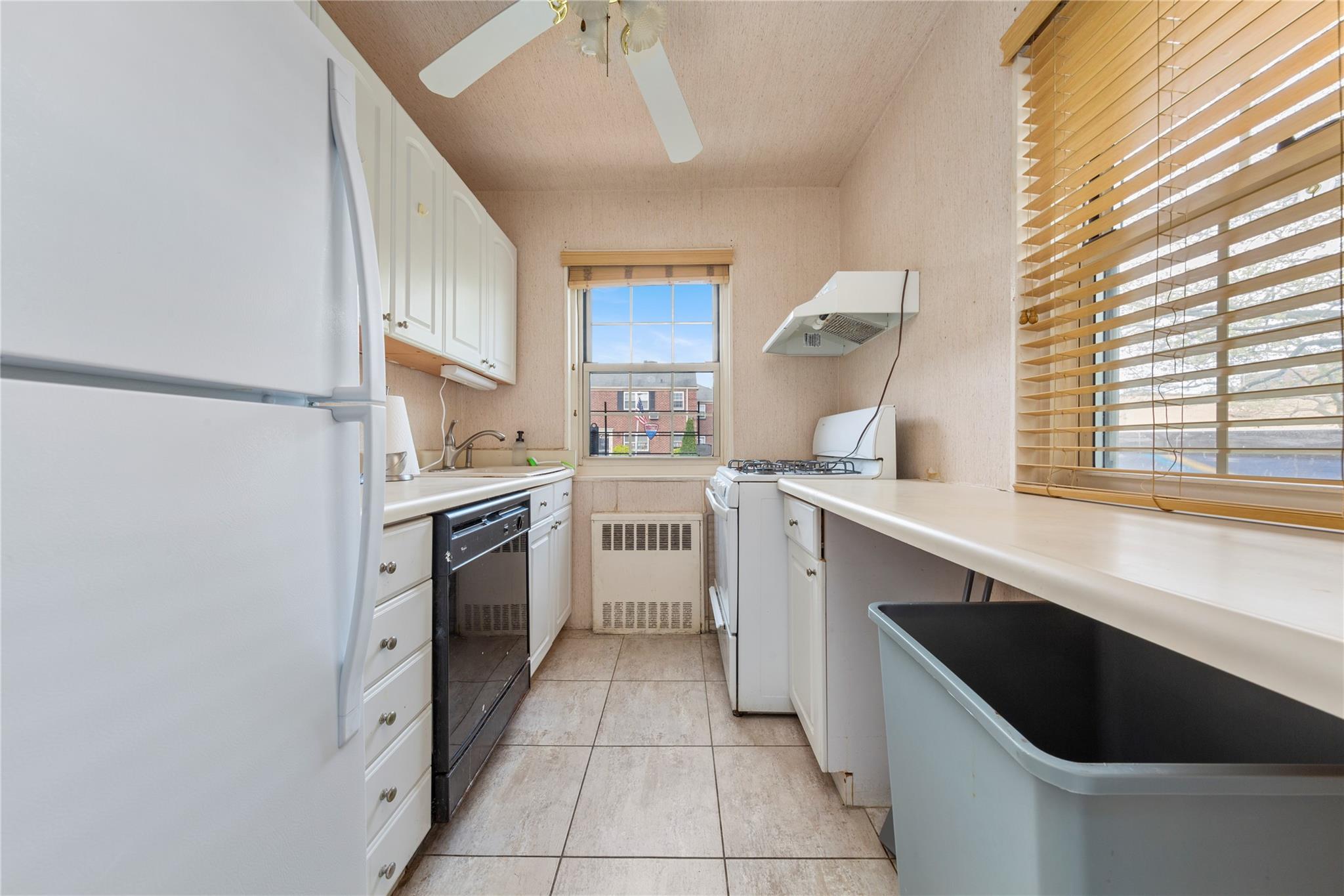 213-15 73rd Avenue # LOWER, Oakland Gardens, NY 11364