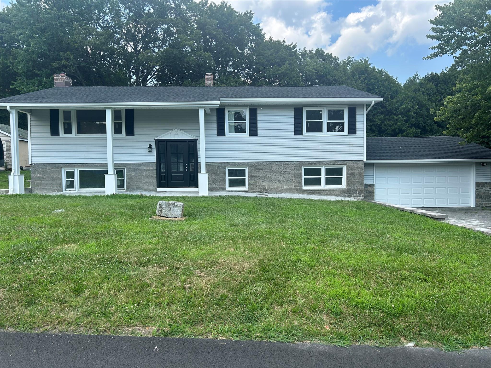 40 Hillside Avenue, New Windsor, NY 12553
