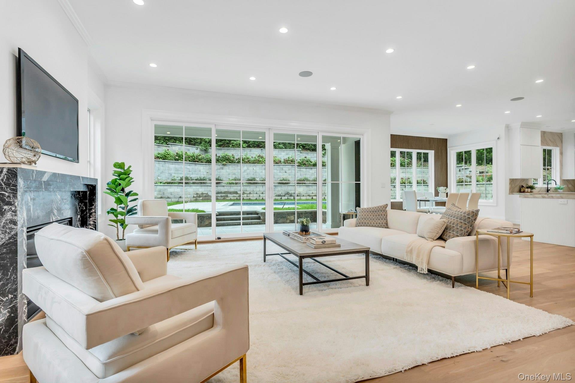 80 The Oaks, Roslyn Estates, NY 11576