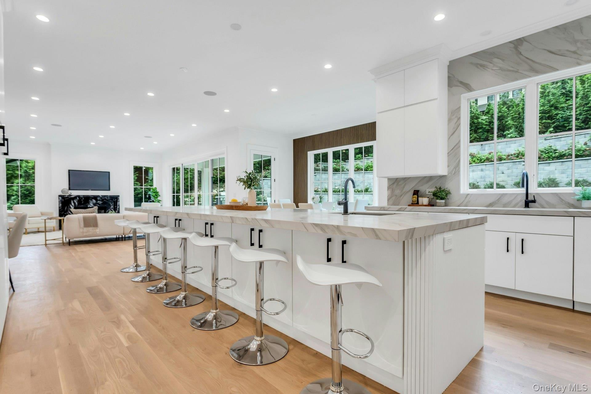 80 The Oaks, Roslyn Estates, NY 11576