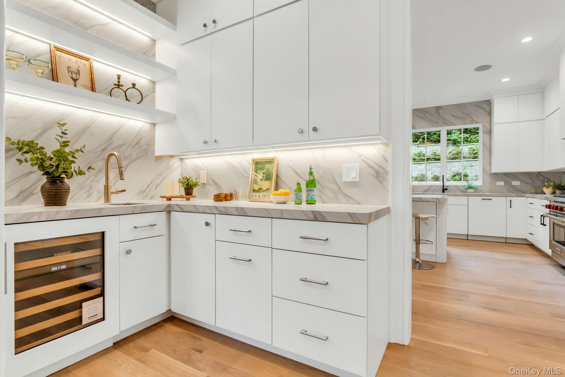 80 The Oaks, Roslyn Estates, NY 11576