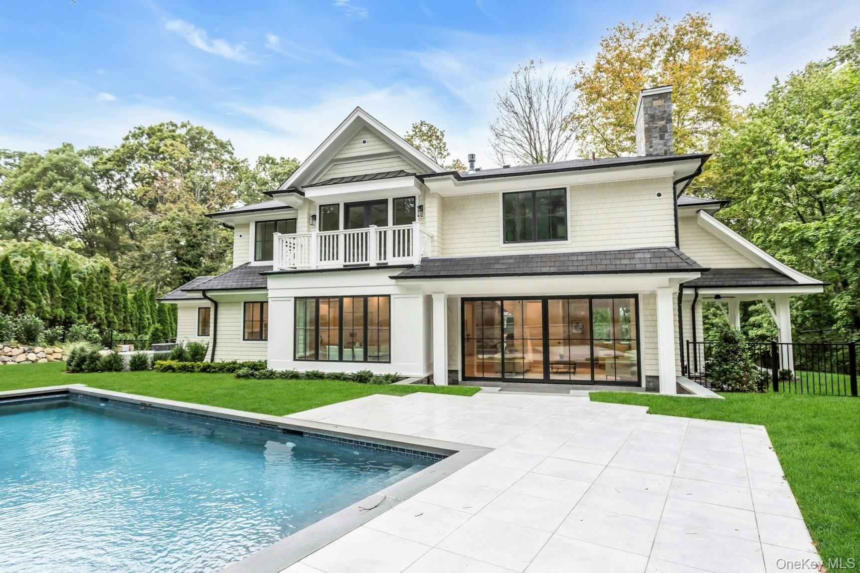 80 The Oaks, Roslyn Estates, NY 11576