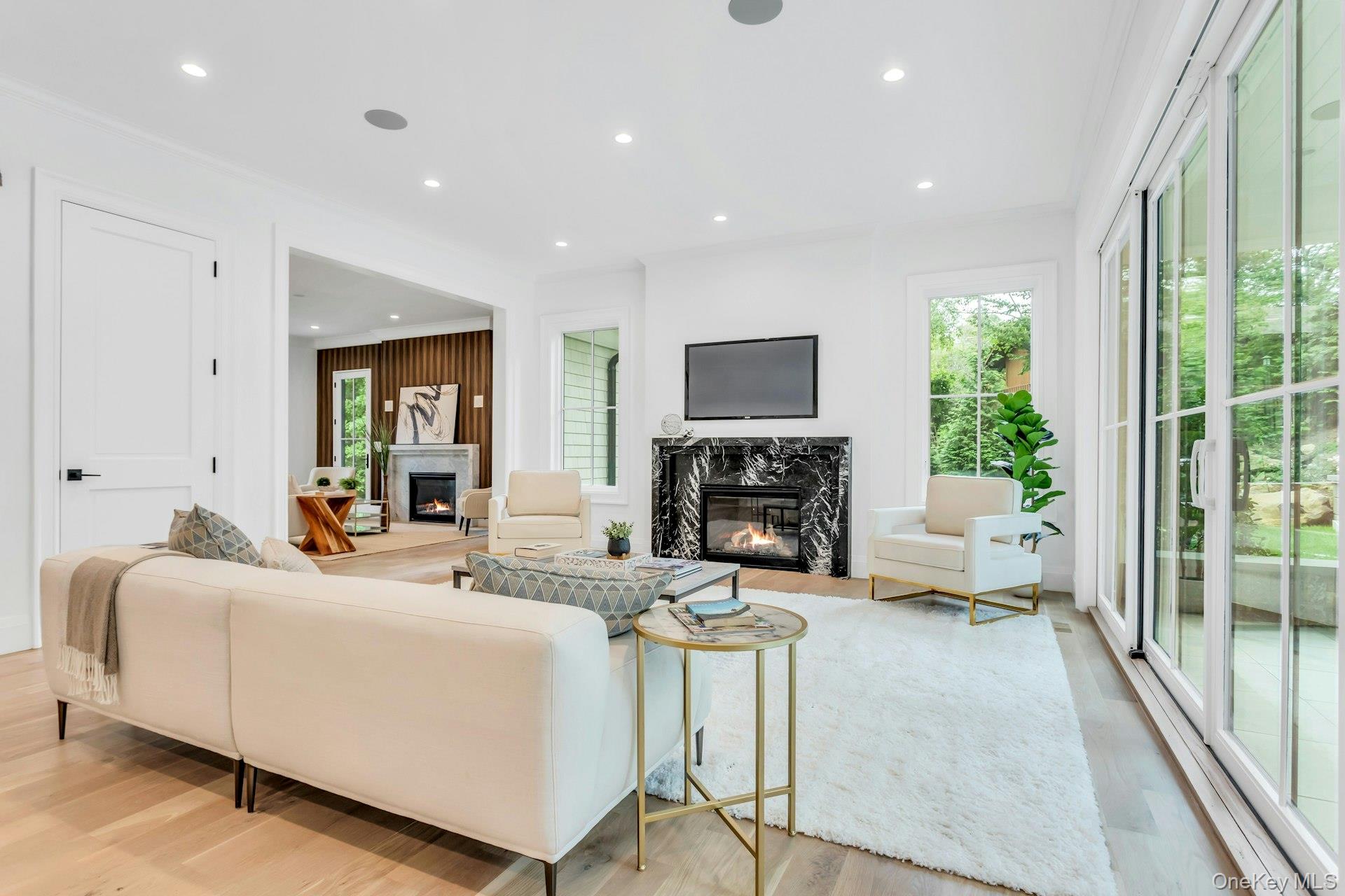 80 The Oaks, Roslyn Estates, NY 11576