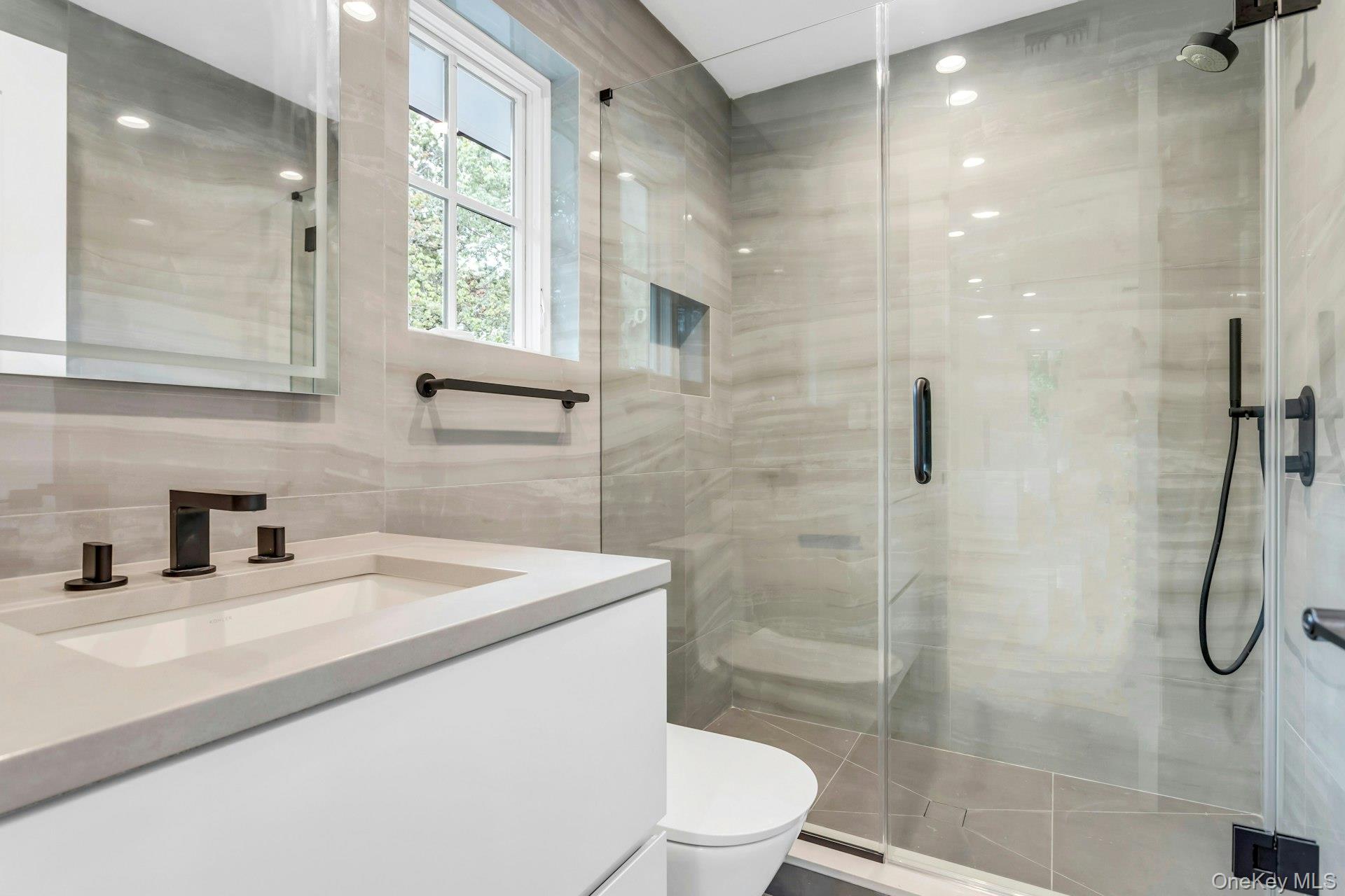 80 The Oaks, Roslyn Estates, NY 11576