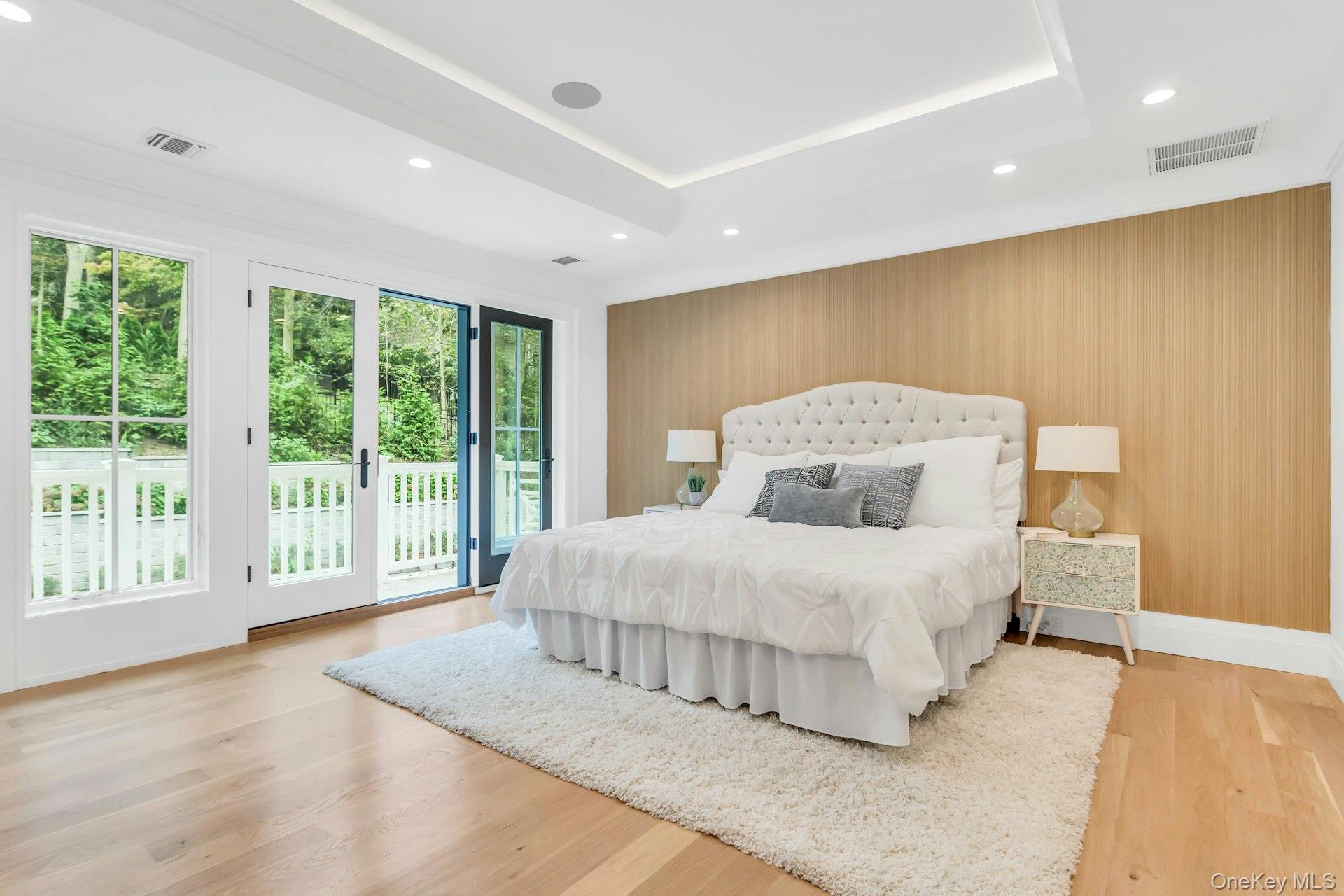 80 The Oaks, Roslyn Estates, NY 11576