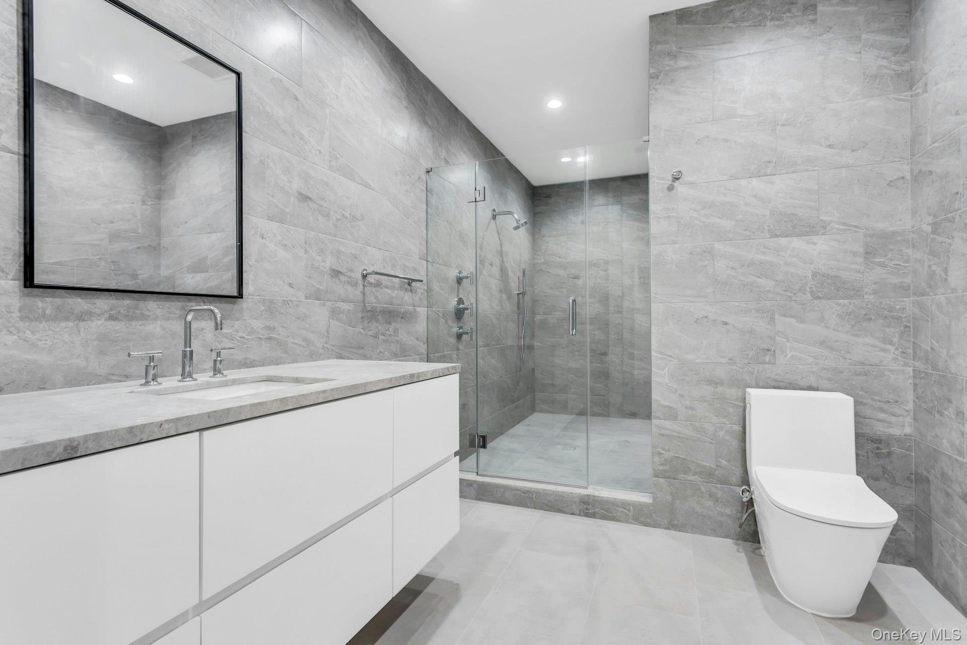 80 The Oaks, Roslyn Estates, NY 11576