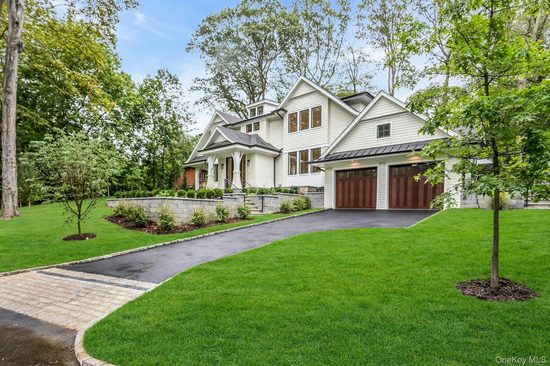 80 The Oaks, Roslyn Estates, NY 11576