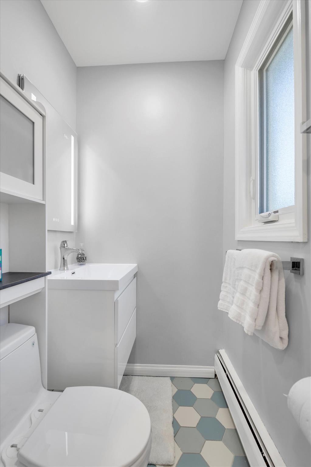 143-07 Rose Avenue, Flushing, NY 11355