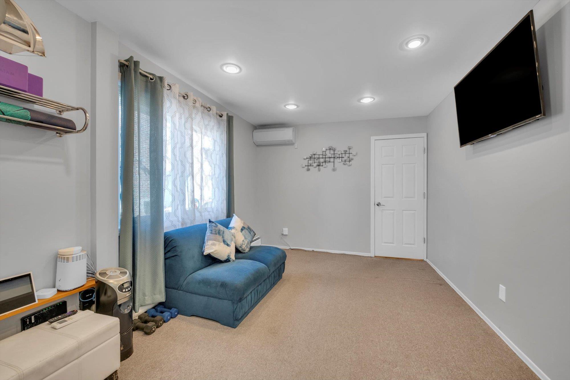 143-07 Rose Avenue, Flushing, NY 11355