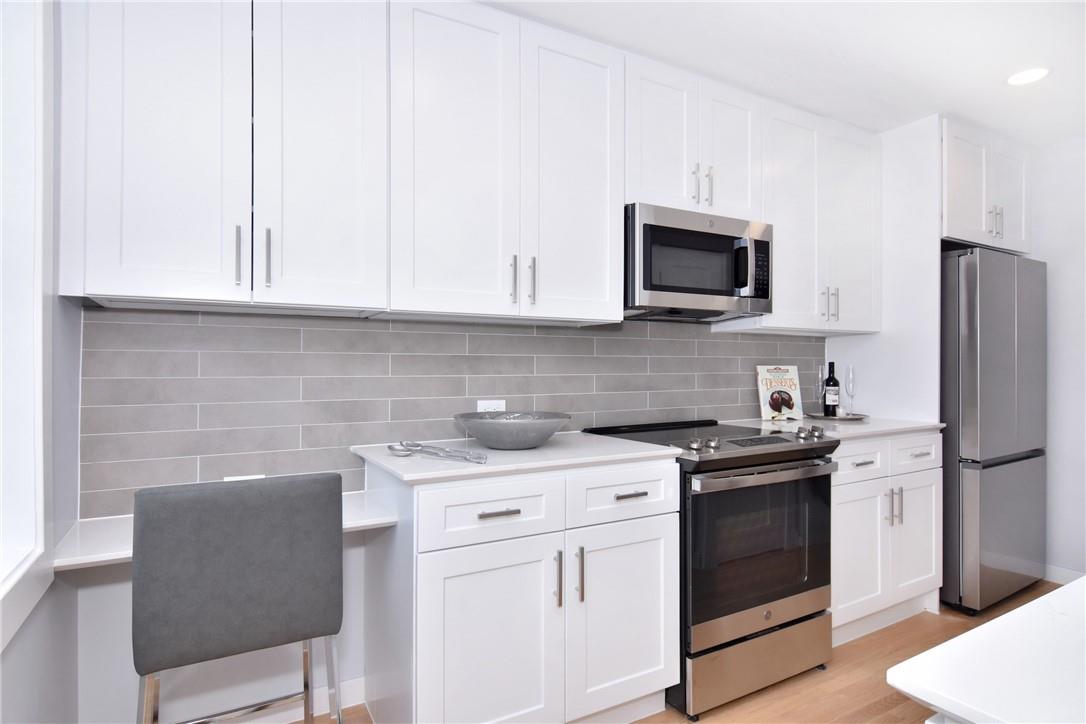 245 Wolfs Lane # 3C, Pelham, NY 10803