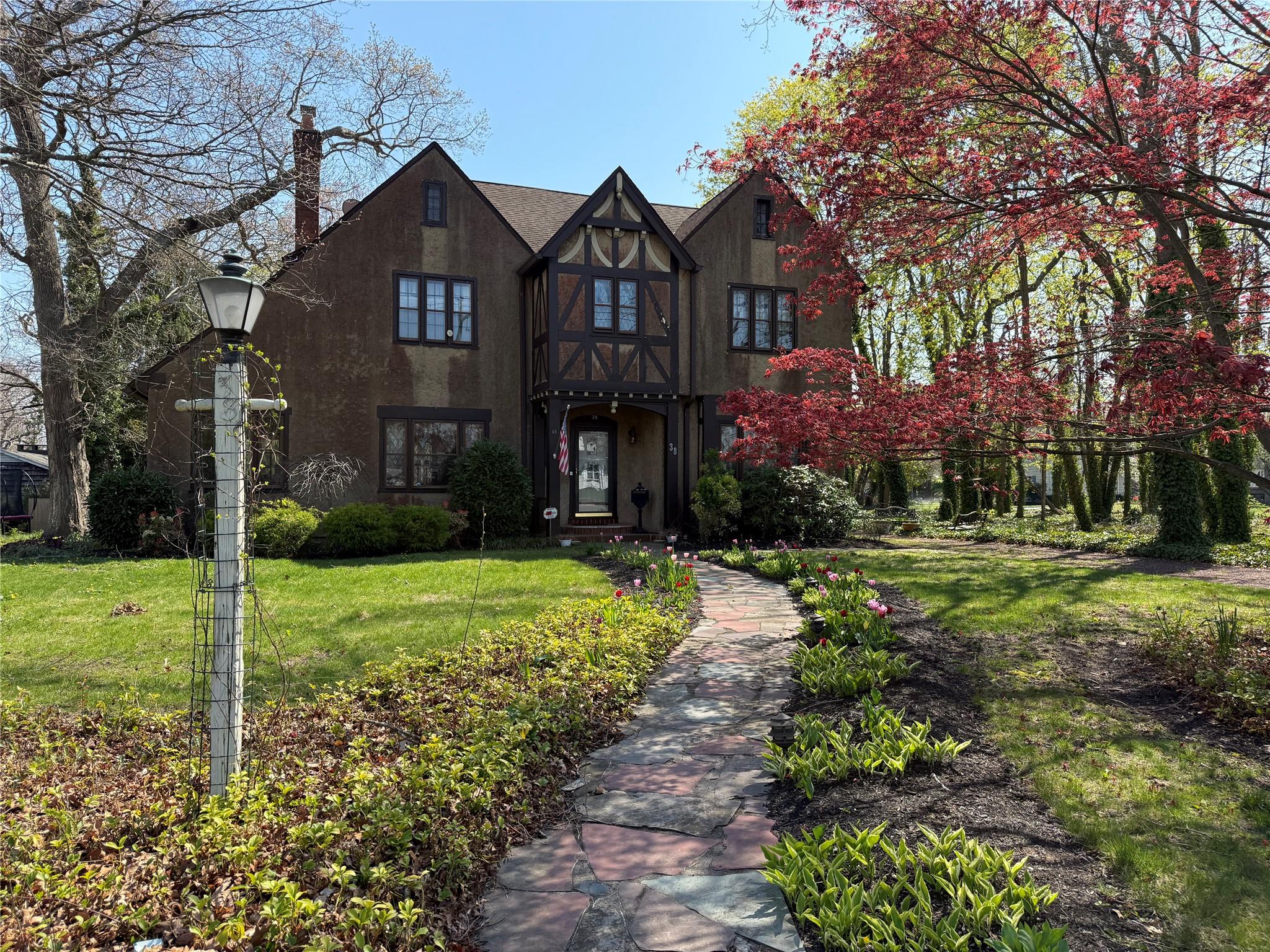 38 W. Roe Boulevard, Patchogue, NY 11772