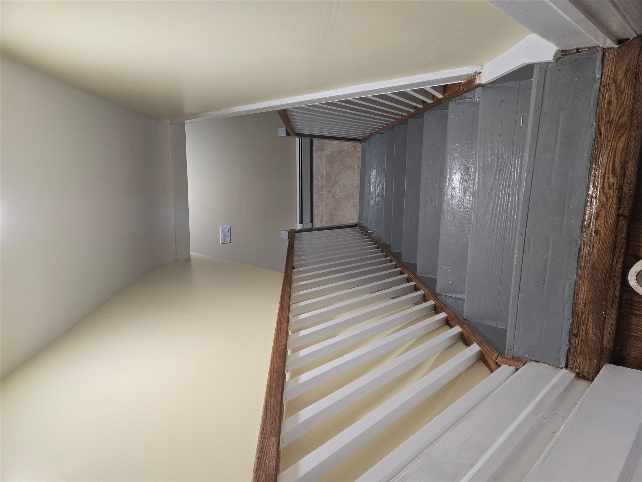 179 Fairlawn Ave, West Hempstead, NY 11552