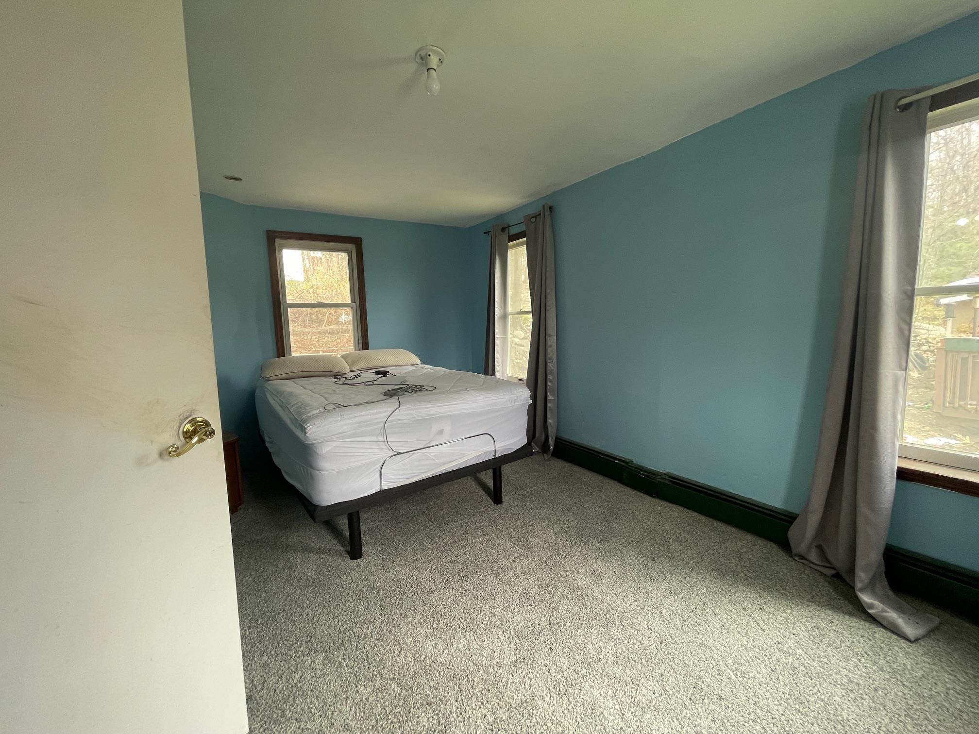 24 Cedar Rd, Wurtsboro, NY 12790