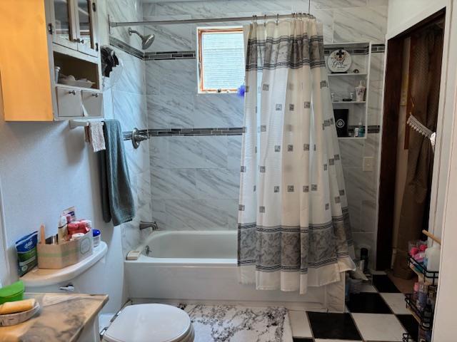 2 Copiague Place, Copiague, NY 11726