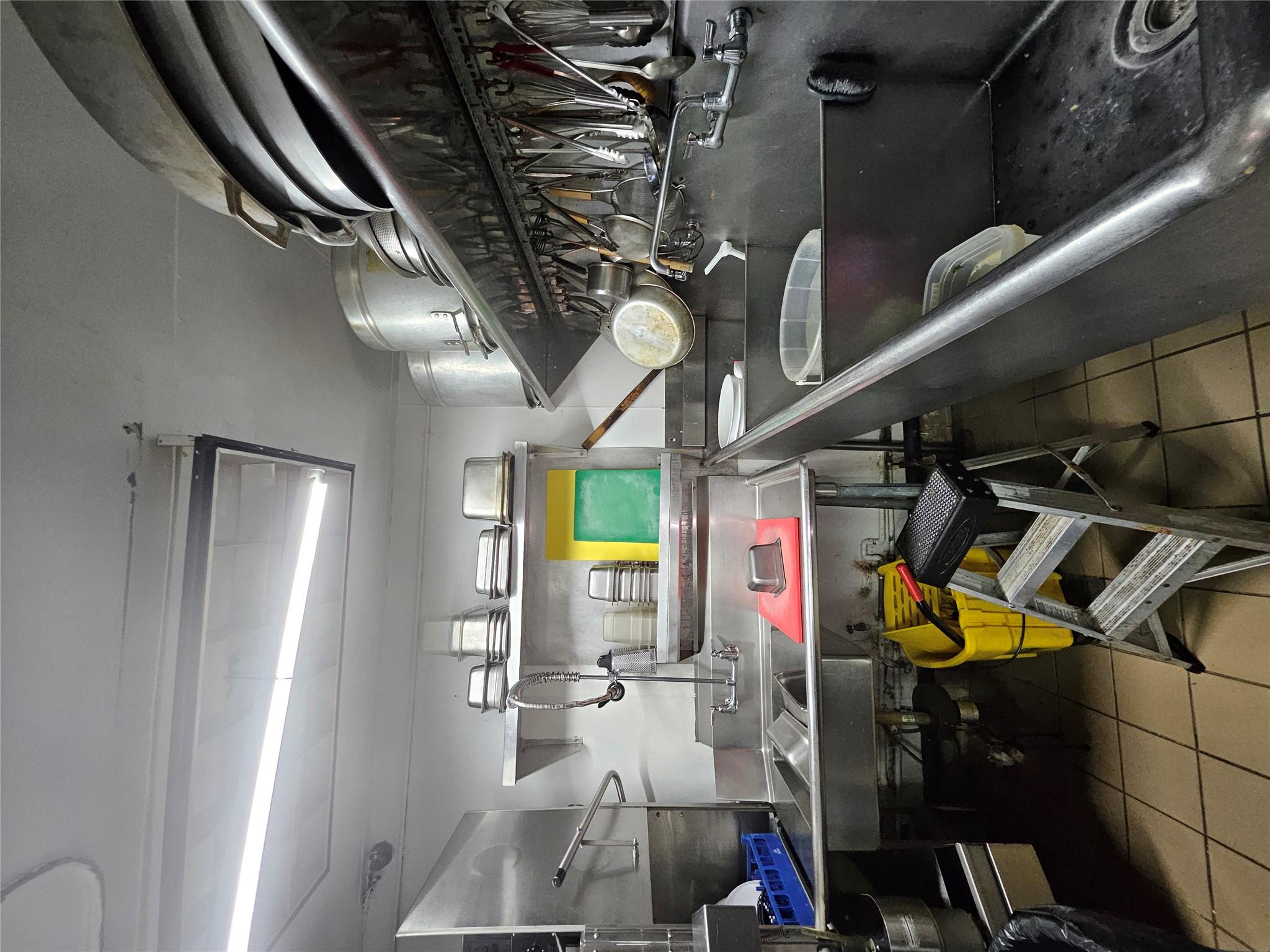 816 Avenue U, Brooklyn, NY 11223