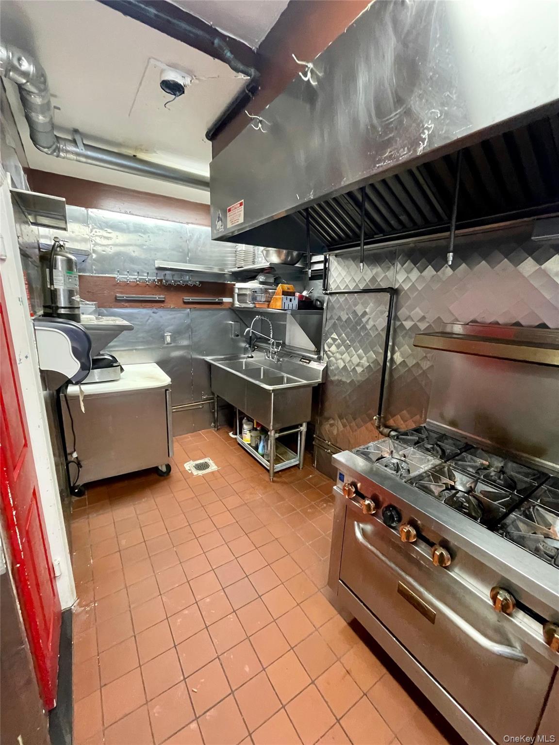 726 Courtlandt Avenue, Bronx, NY 10451