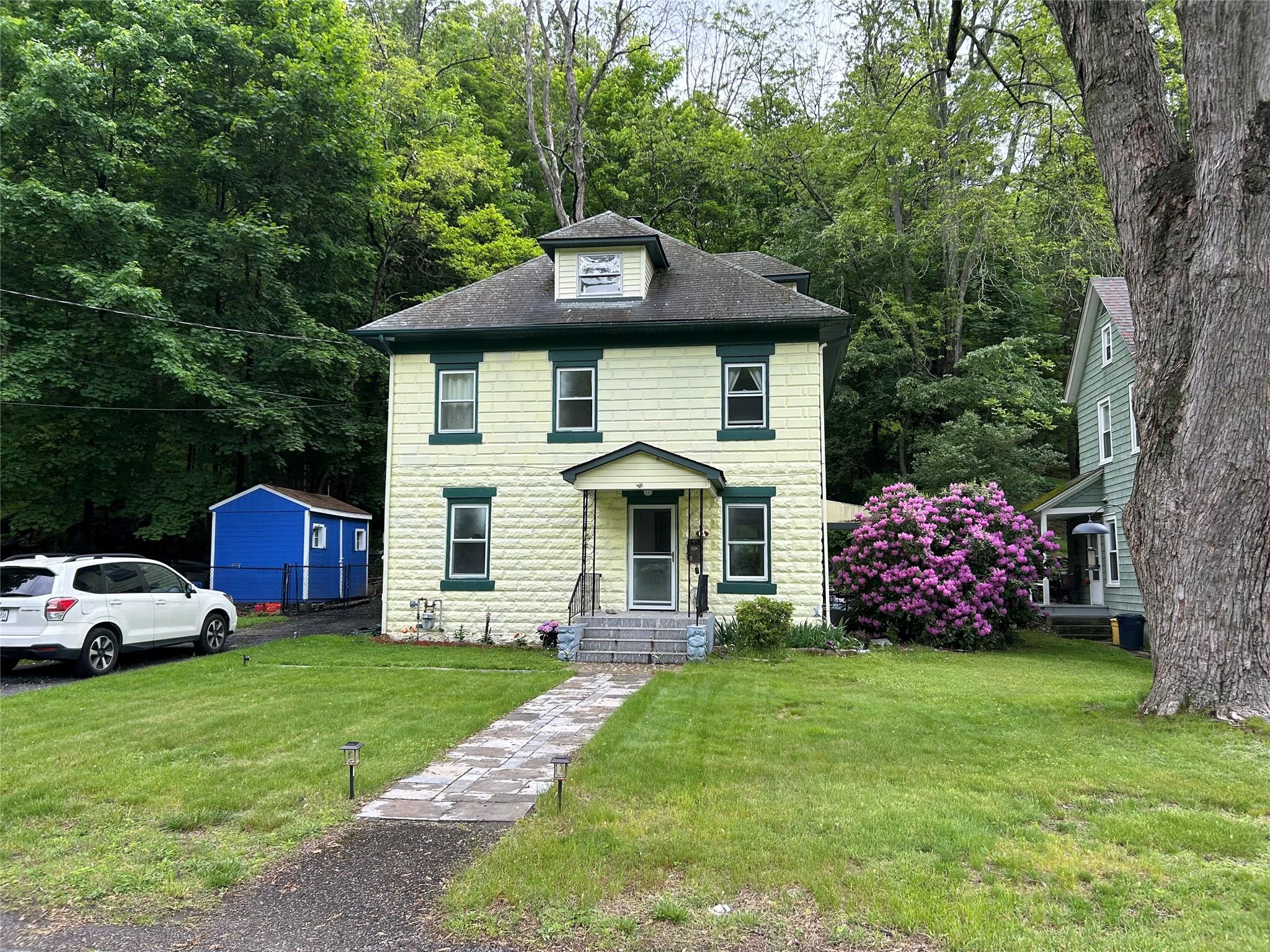 39 Reservoir Avenue, Port Jervis, NY 12771