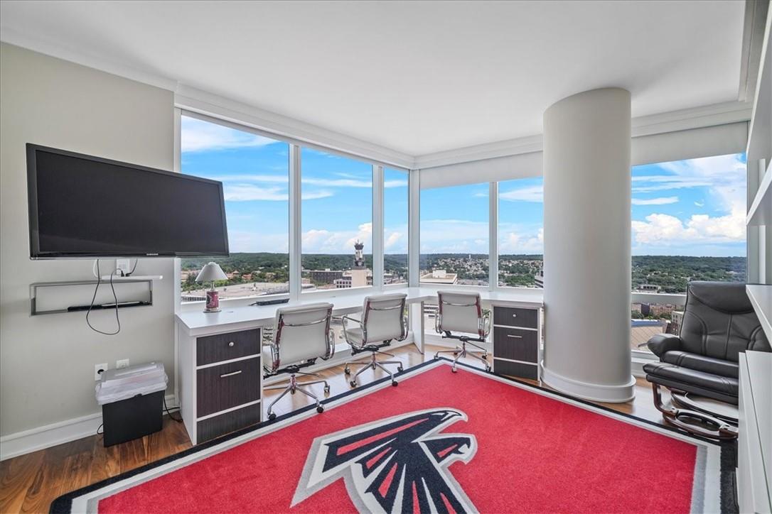 5 Renaissance Square # 28G, White Plains, NY 10601