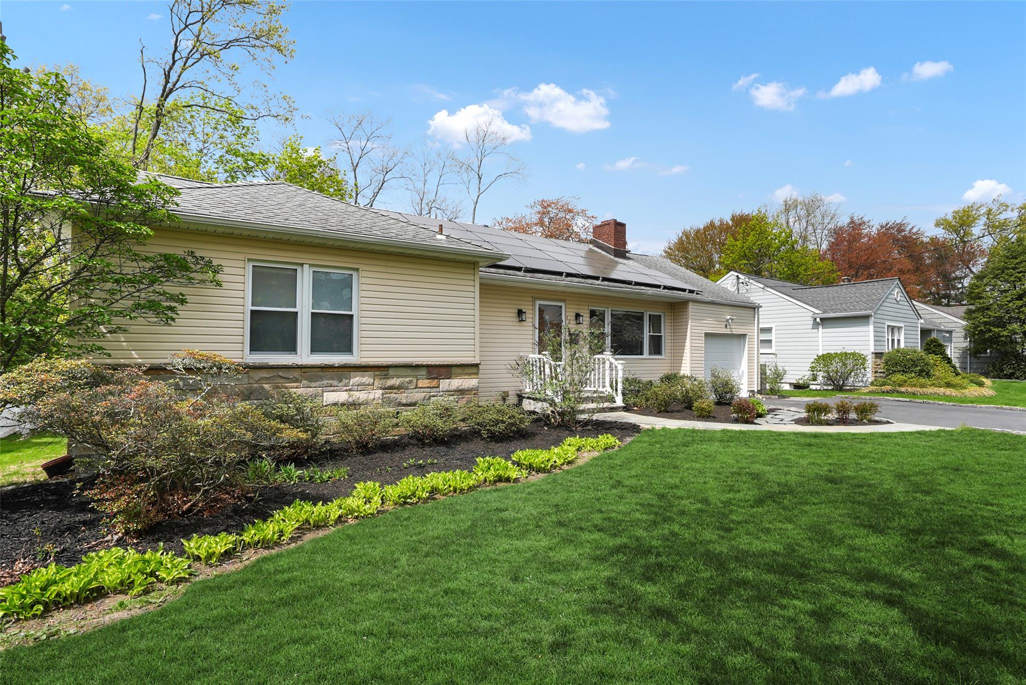 41 Top O The Ridge Drive, Scarsdale, NY 10583