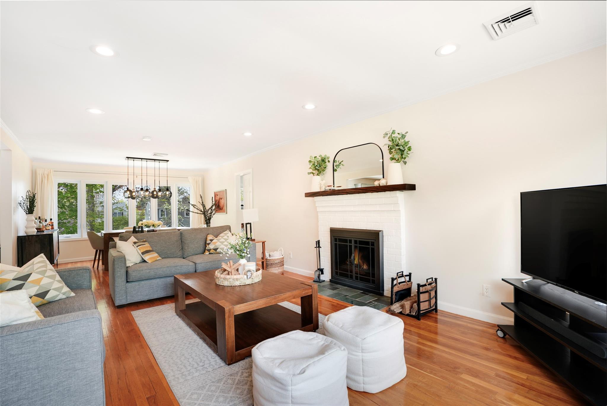 41 Top O The Ridge Drive, Scarsdale, NY 10583