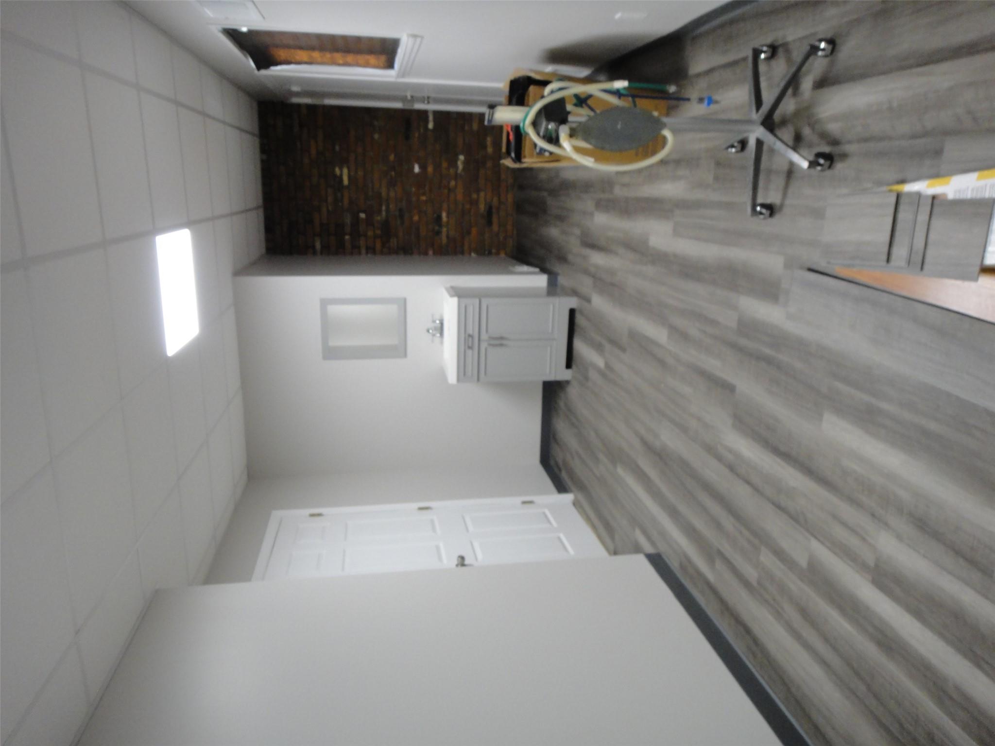 109 Carleton, Central Islip, NY 11722