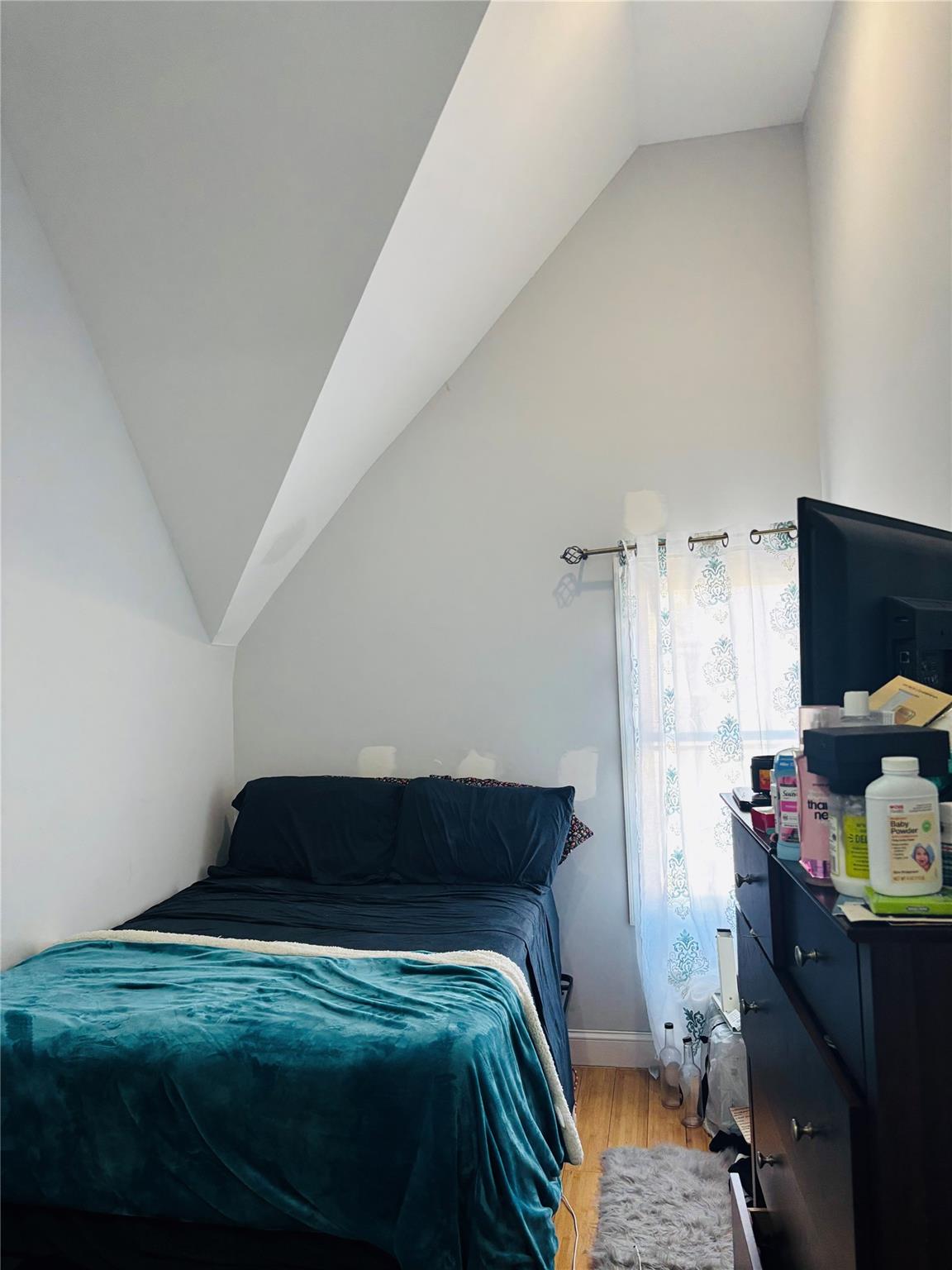 115- 43 227 Street, Cambria Heights, NY 11414