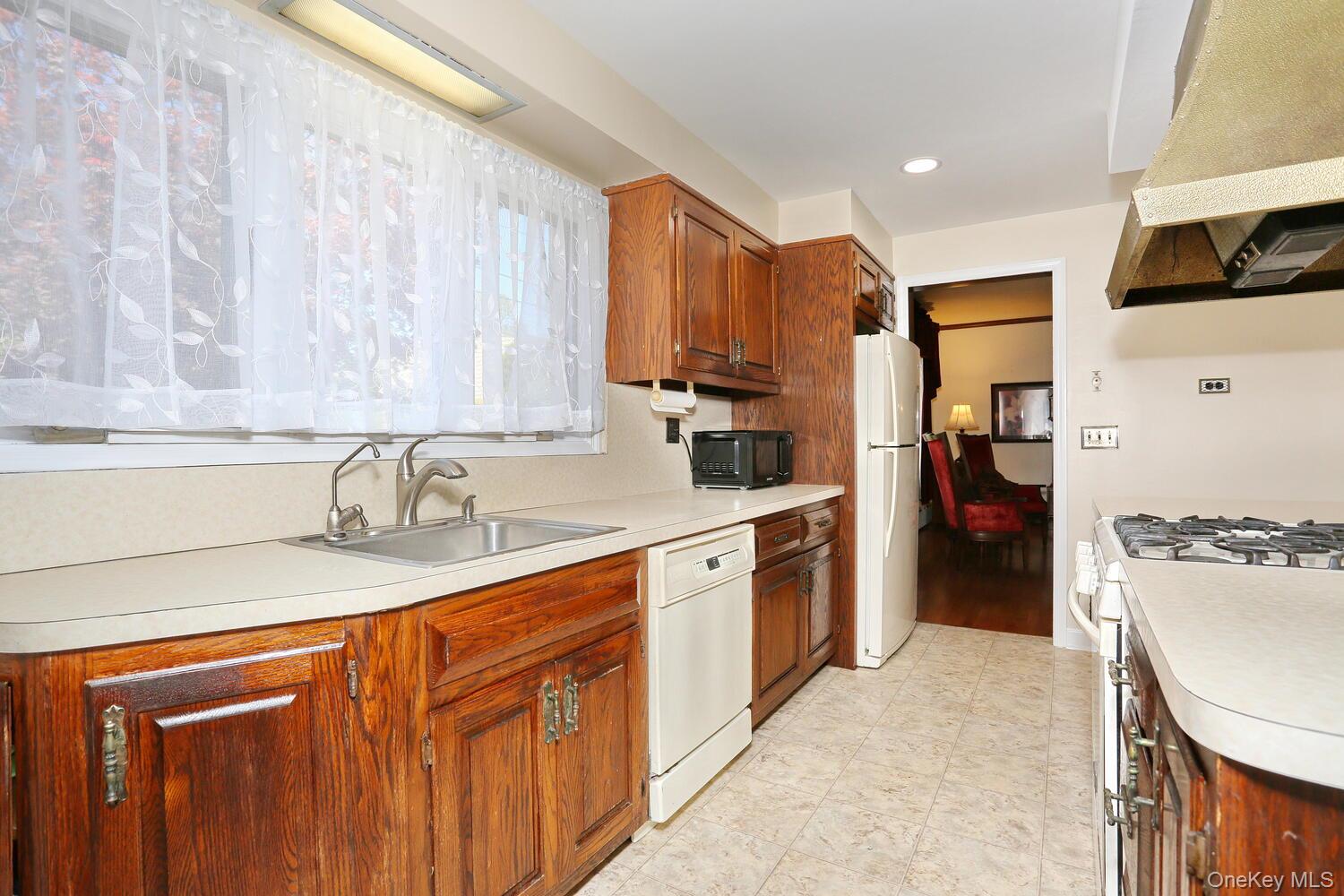 85 S Harrison Avenue, Congers, NY 10920