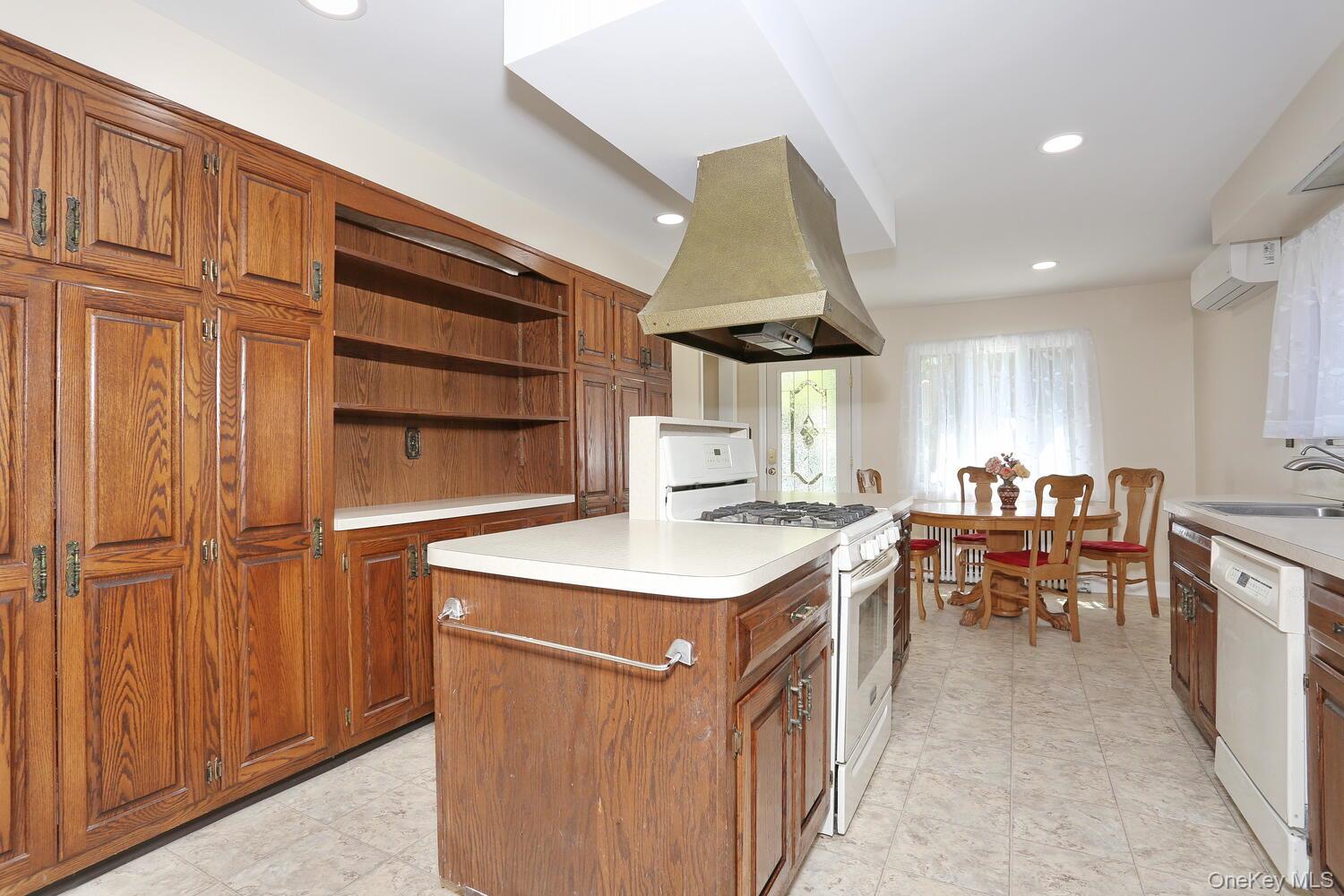 85 S Harrison Avenue, Congers, NY 10920