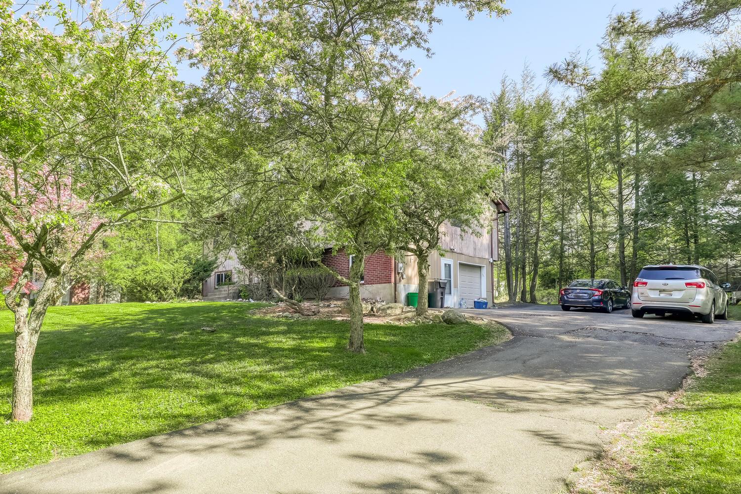 6 Dike Drive, Monsey, NY 10952