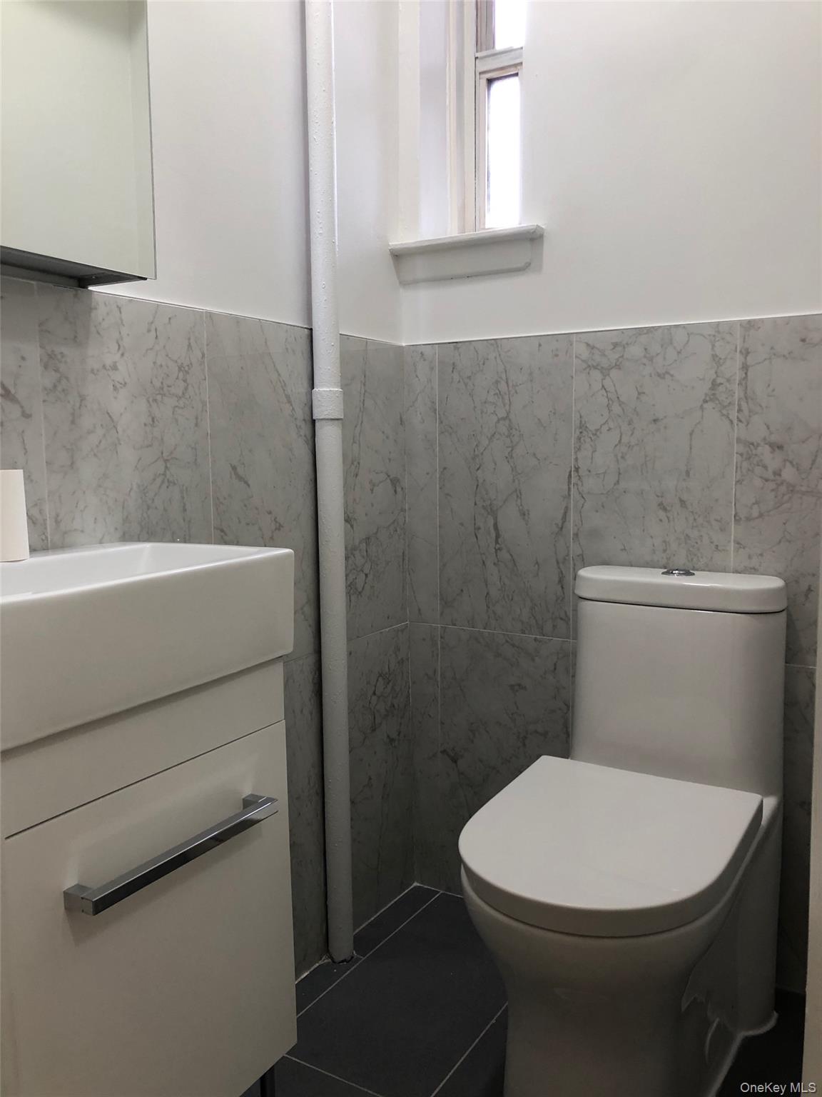 1296 Midland Avenue # E4, Yonkers, NY 10704