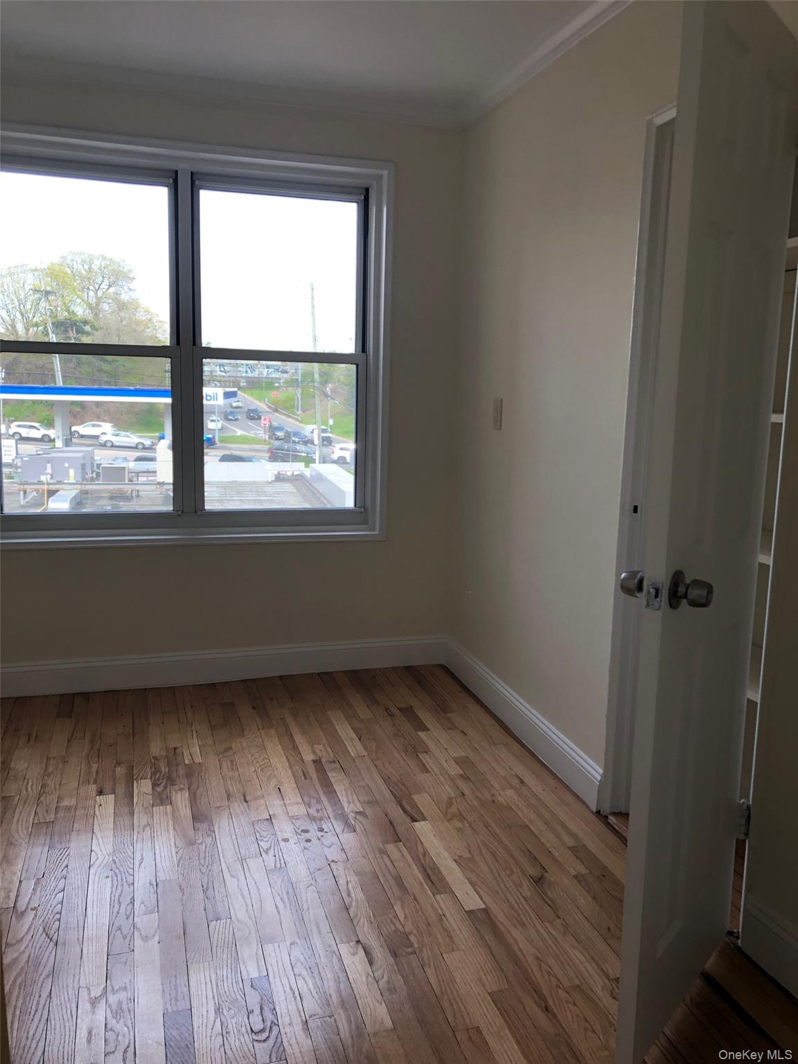 1296 Midland Avenue # E4, Yonkers, NY 10704