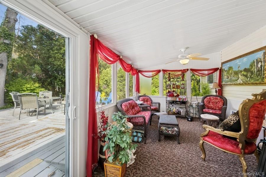 1661-364 Old Country Road Pondwood #364 Road, Riverhead, NY 11901