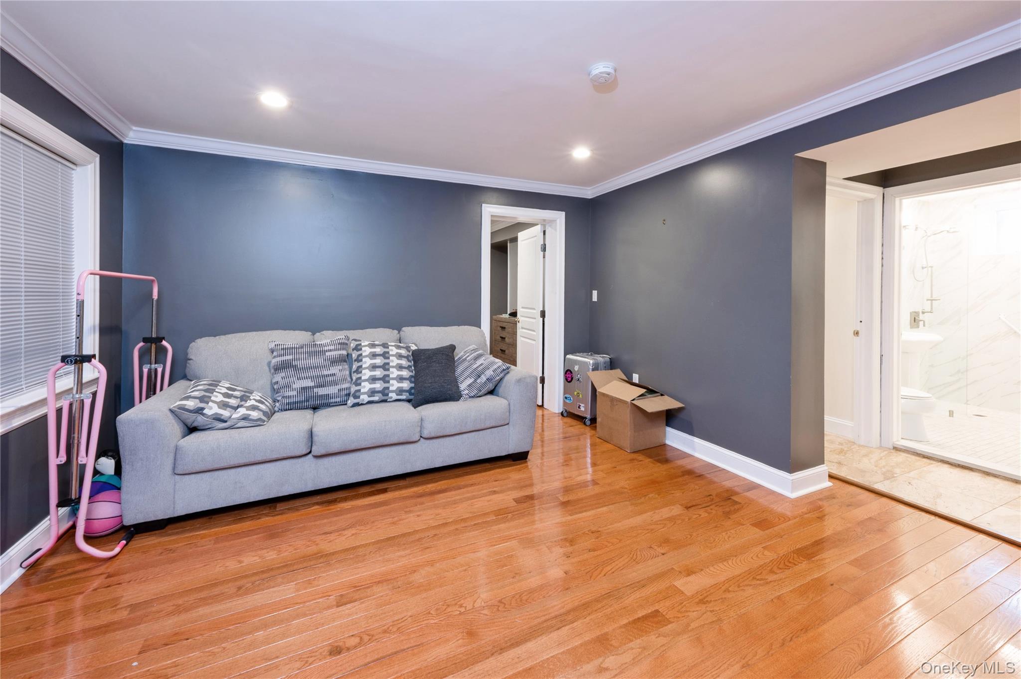 258 Longstreet Avenue, Bronx, NY 10465