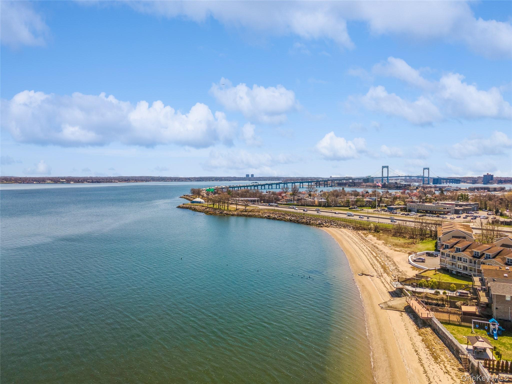 258 Longstreet Avenue, Bronx, NY 10465