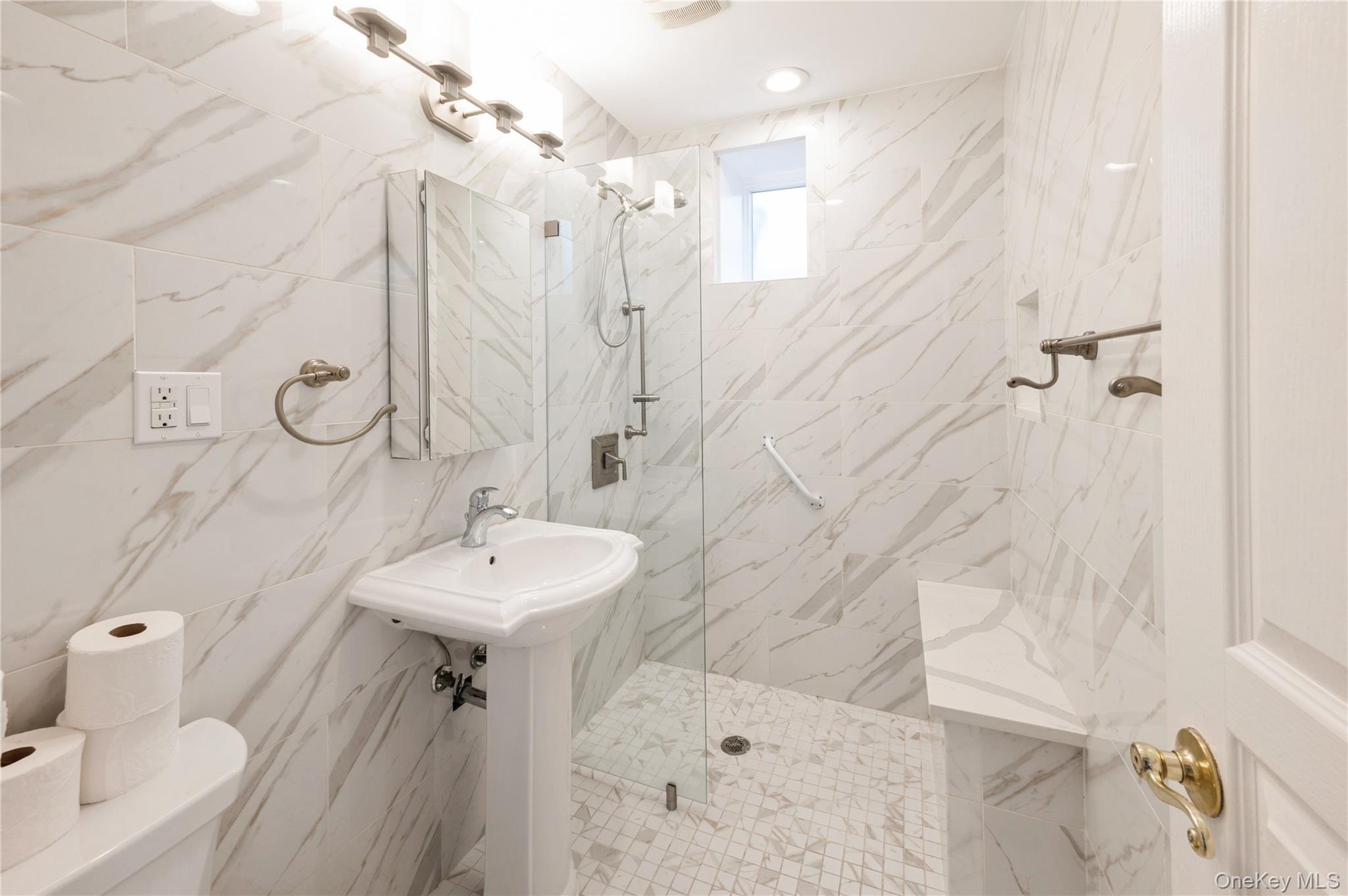 258 Longstreet Avenue, Bronx, NY 10465