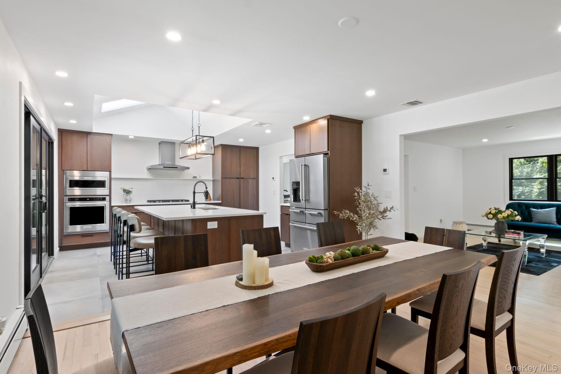 79 Brookhill Lane, Huntington, NY 11743