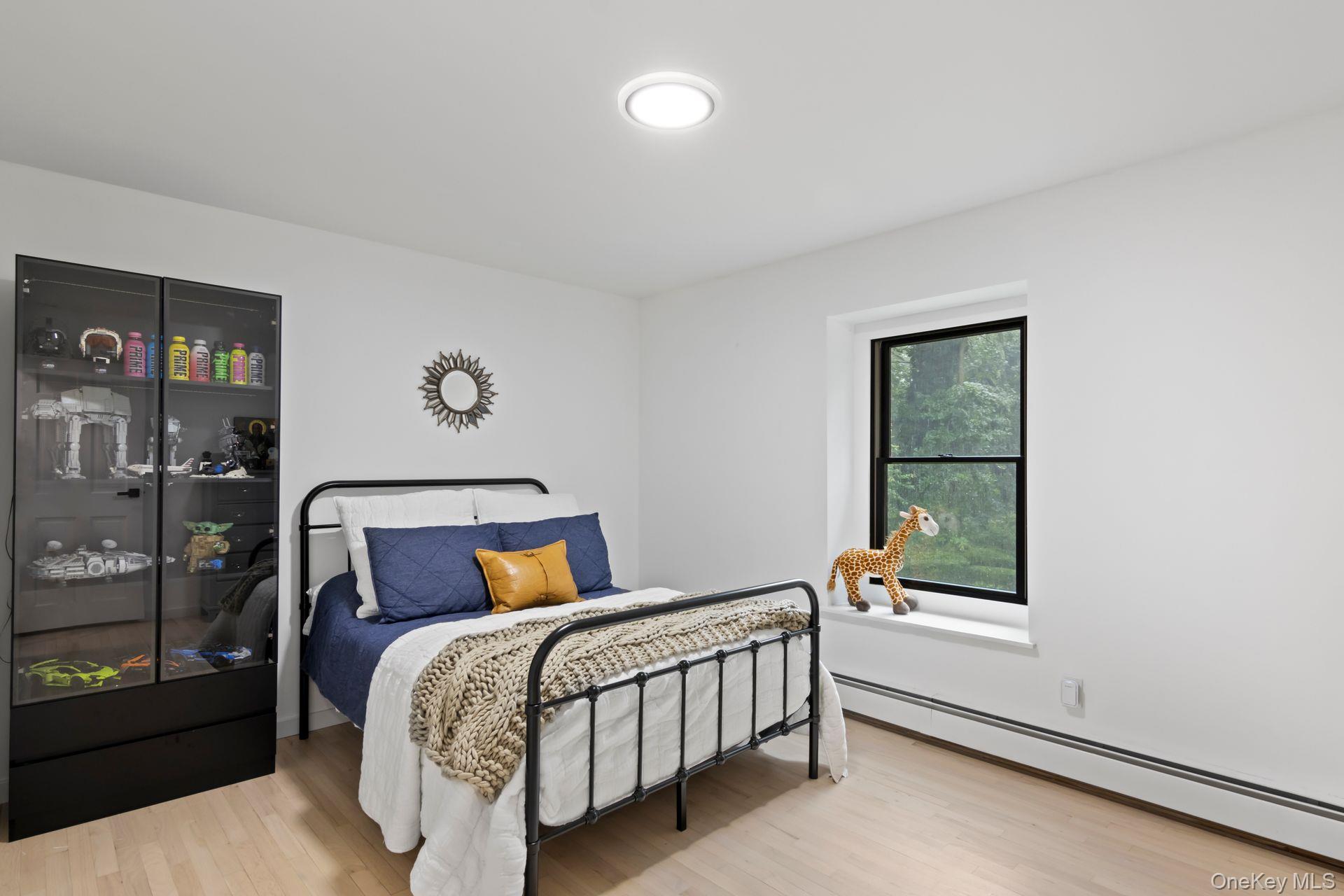 79 Brookhill Lane, Huntington, NY 11743