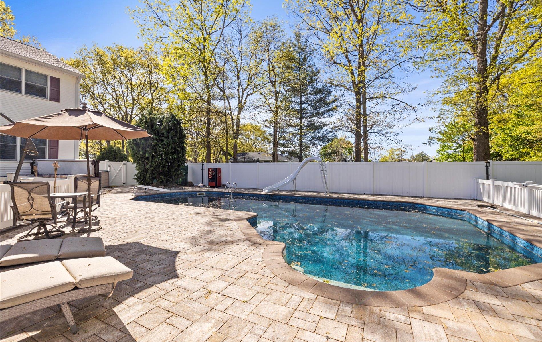 144 Kings Park Road, Commack, NY 11725