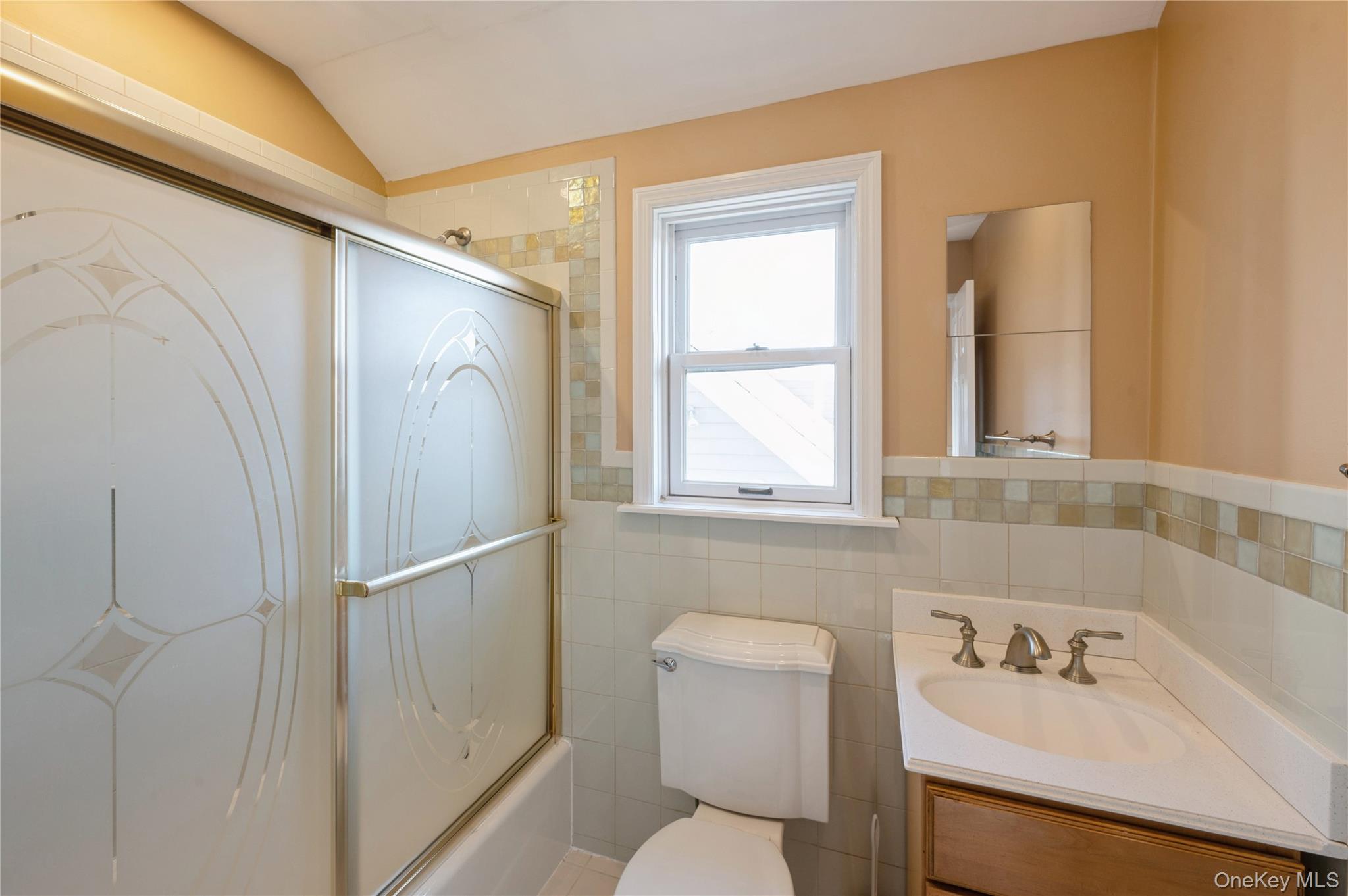 258A Longstreet Avenue, Bronx, NY 10465