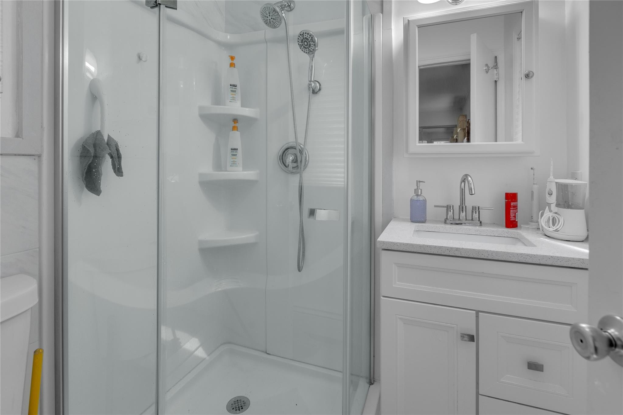 330 Scudder Avenue, Northport, NY 11768