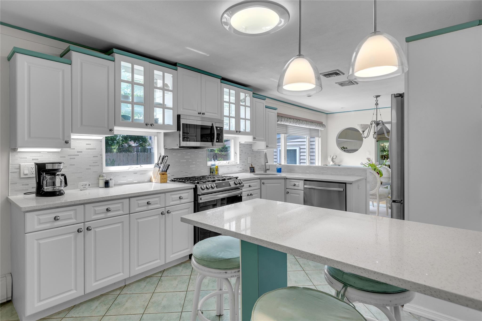 330 Scudder Avenue, Northport, NY 11768