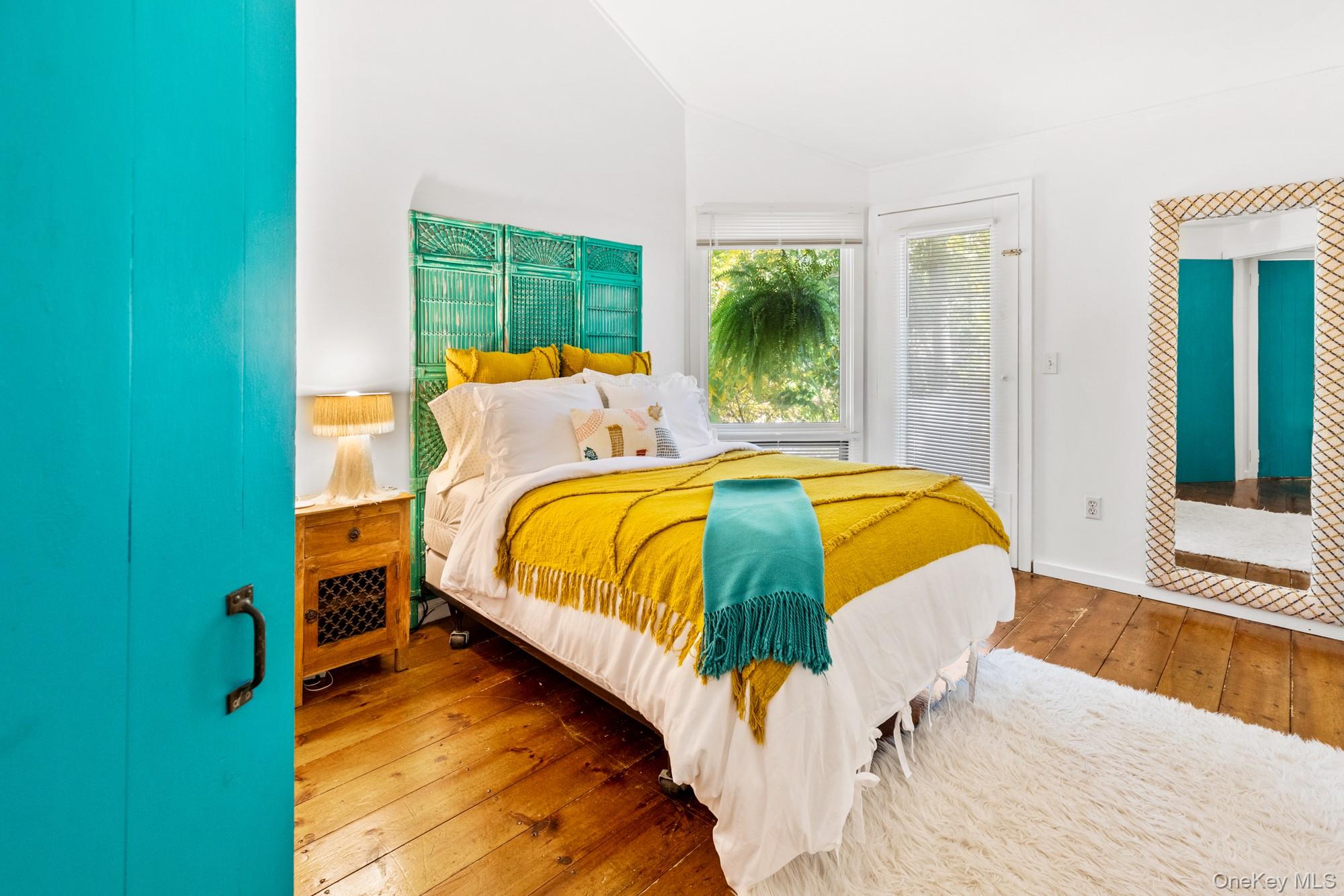 20 Norfolk Drive, Springs, NY 11937