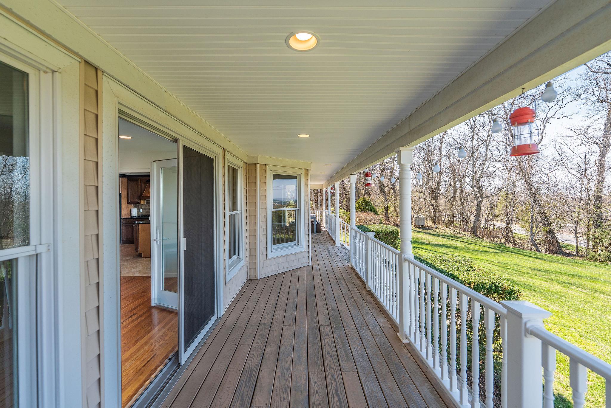 250 Naugles Drive, Mattituck, NY 11952