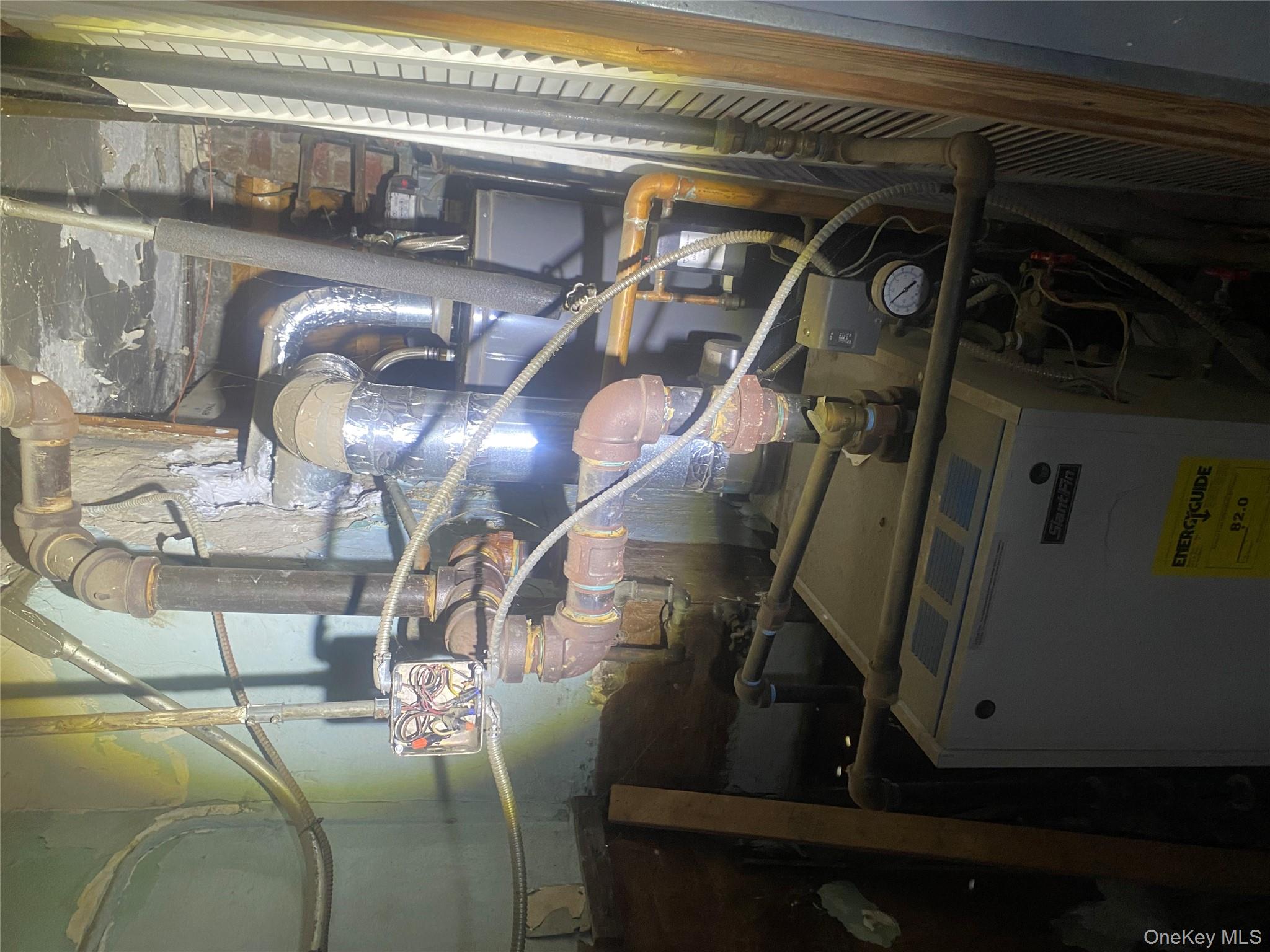 2713 Eastchester Road, Bronx, NY 10469