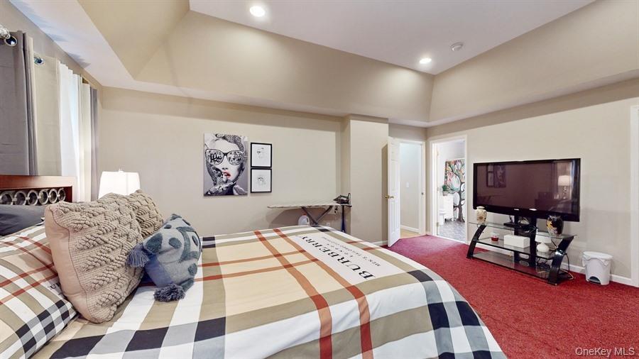 822 W Kaisertown Road, Montgomery, NY 12549