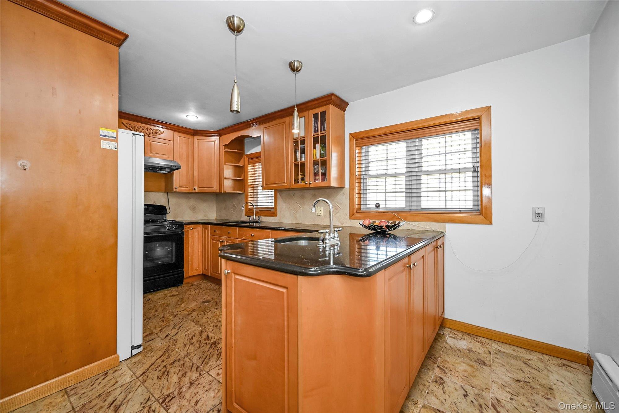 67-52 212th Street, Bayside, NY 11364