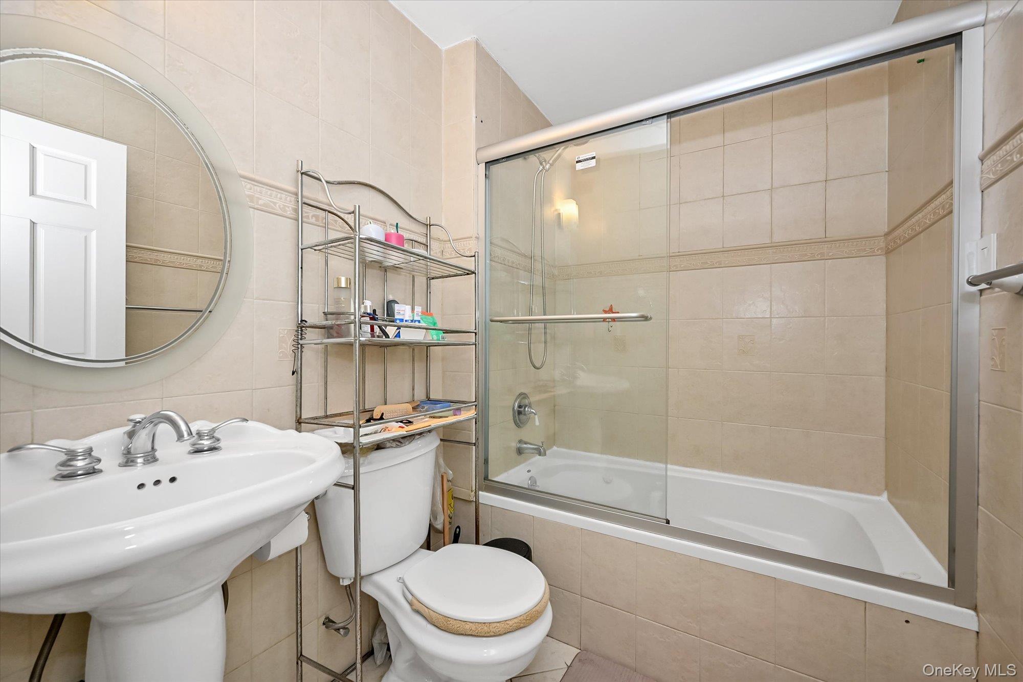 67-52 212th Street, Bayside, NY 11364