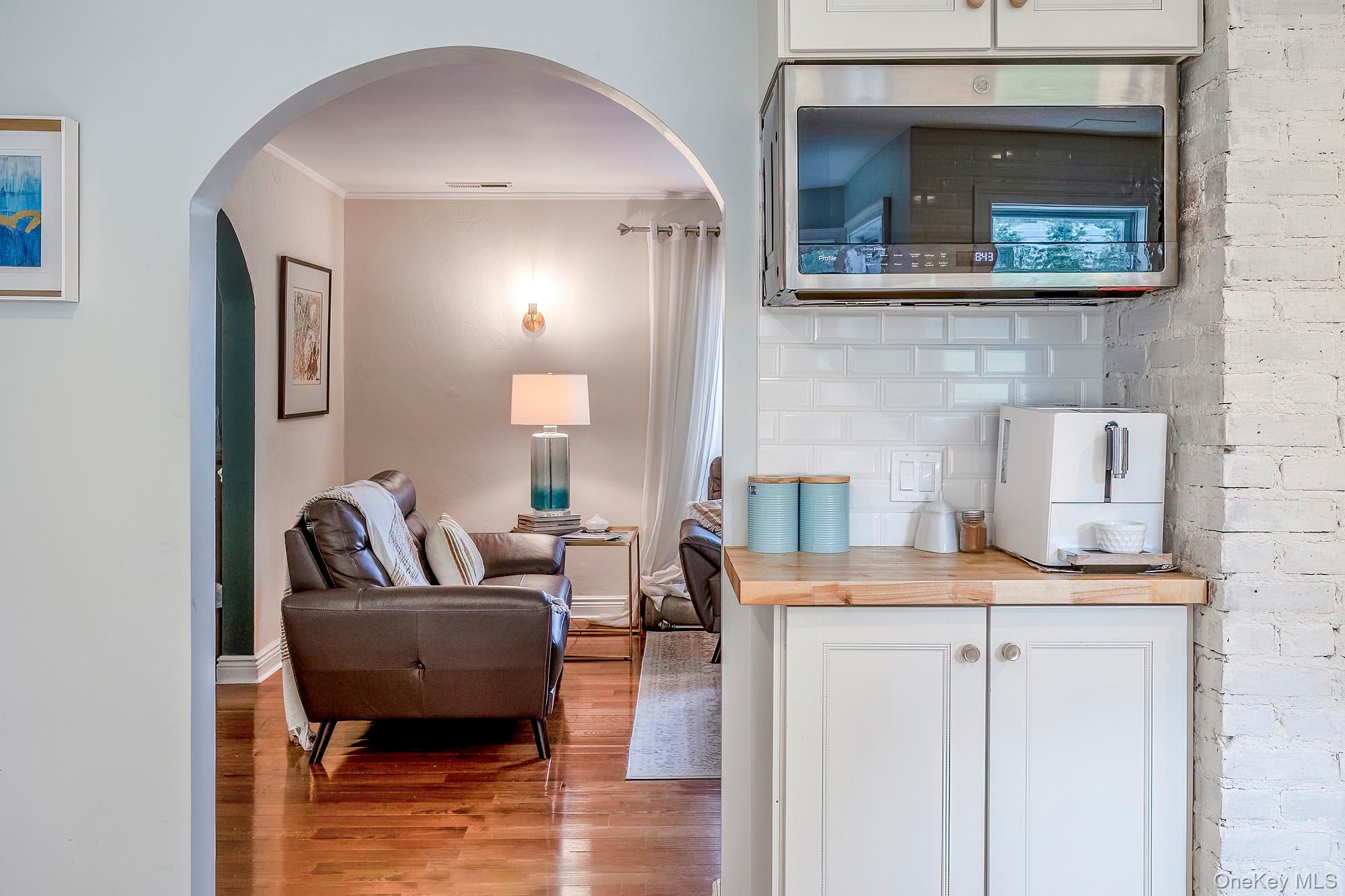 126 Lincoln Avenue E, West Harrison, NY 10604