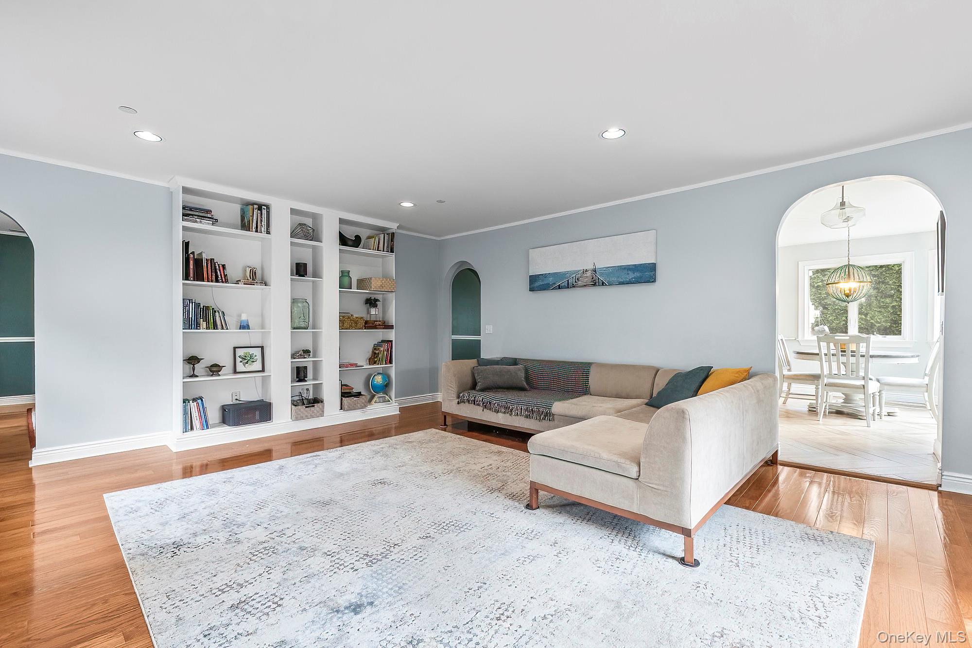 126 Lincoln Avenue E, West Harrison, NY 10604